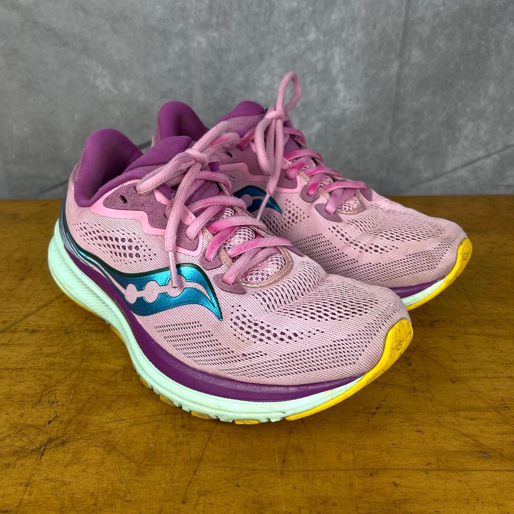 Saucony Women’s Ride 14 Running Shoes Future Pink Mesh Uppers, Size 7.5 to 8.